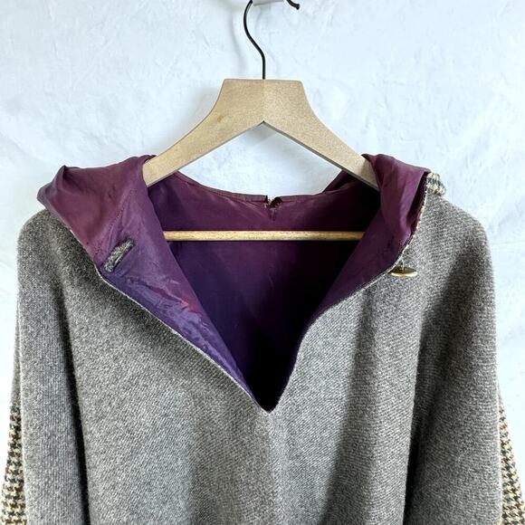 Vtg Wool Keyhole Neck Fringe Hem Pullover Hooded Cape Poncho Gray Women One Size - Picture 6 of 10